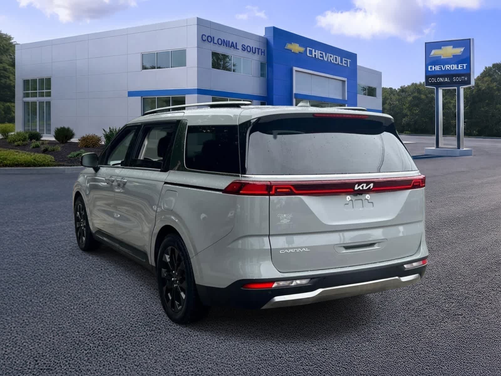 Used 2024 Kia Carnival SX Prestige FWD image 4