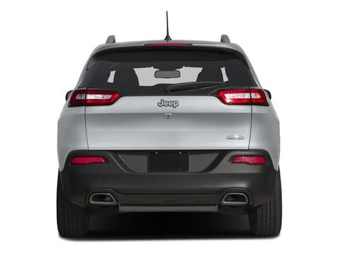 Certified 2018 Jeep Cherokee Latitude FWD image 5