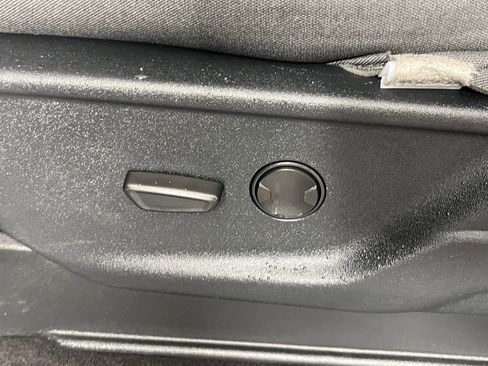 Used 2025 Ford F150 XLT w/ Equipment Group 301A Standard image 17