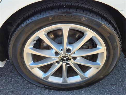 Used 2021 Mercedes-Benz A 220 image 11