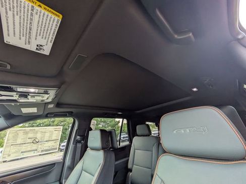 New 2026 GMC Yukon AT4 w/ AT4 Premium Plus Package AWD/4WD image 27