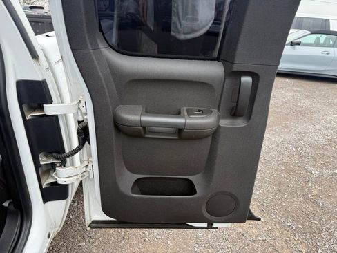 Used 2011 Chevrolet Silverado 1500 LT w/ All-Star Edition image 8