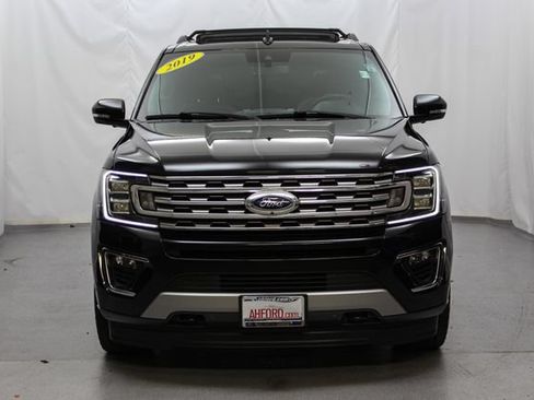 Used 2019 Ford Expedition Limited w/ Equipment Group 302A AWD/4WD image 3