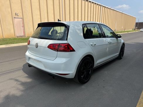 Used 2017 Volkswagen GTI S image 9