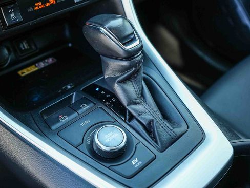 Used 2024 Toyota RAV4 XSE image 19