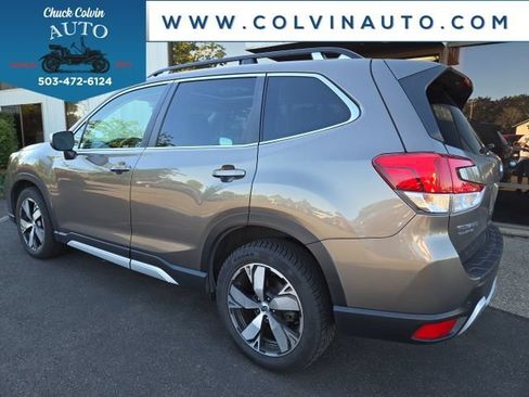 Used 2020 Subaru Forester Touring AWD/4WD image 5