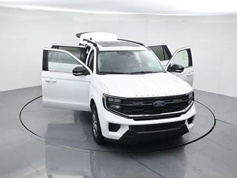 New 2025 Ford Expedition Max Active image 40
