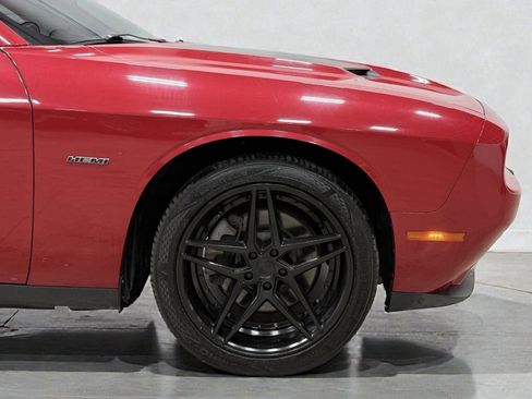 Used 2015 Dodge Challenger R/T w/ Quick Order Package 22B R/T image 9