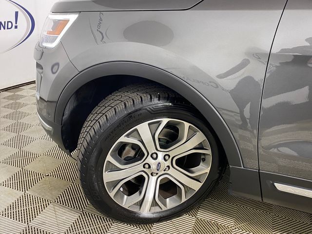 Used 2018 Ford Explorer Platinum AWD/4WD image 29