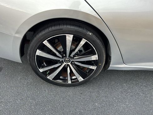 Used 2020 Nissan Altima 2.5 SR image 34