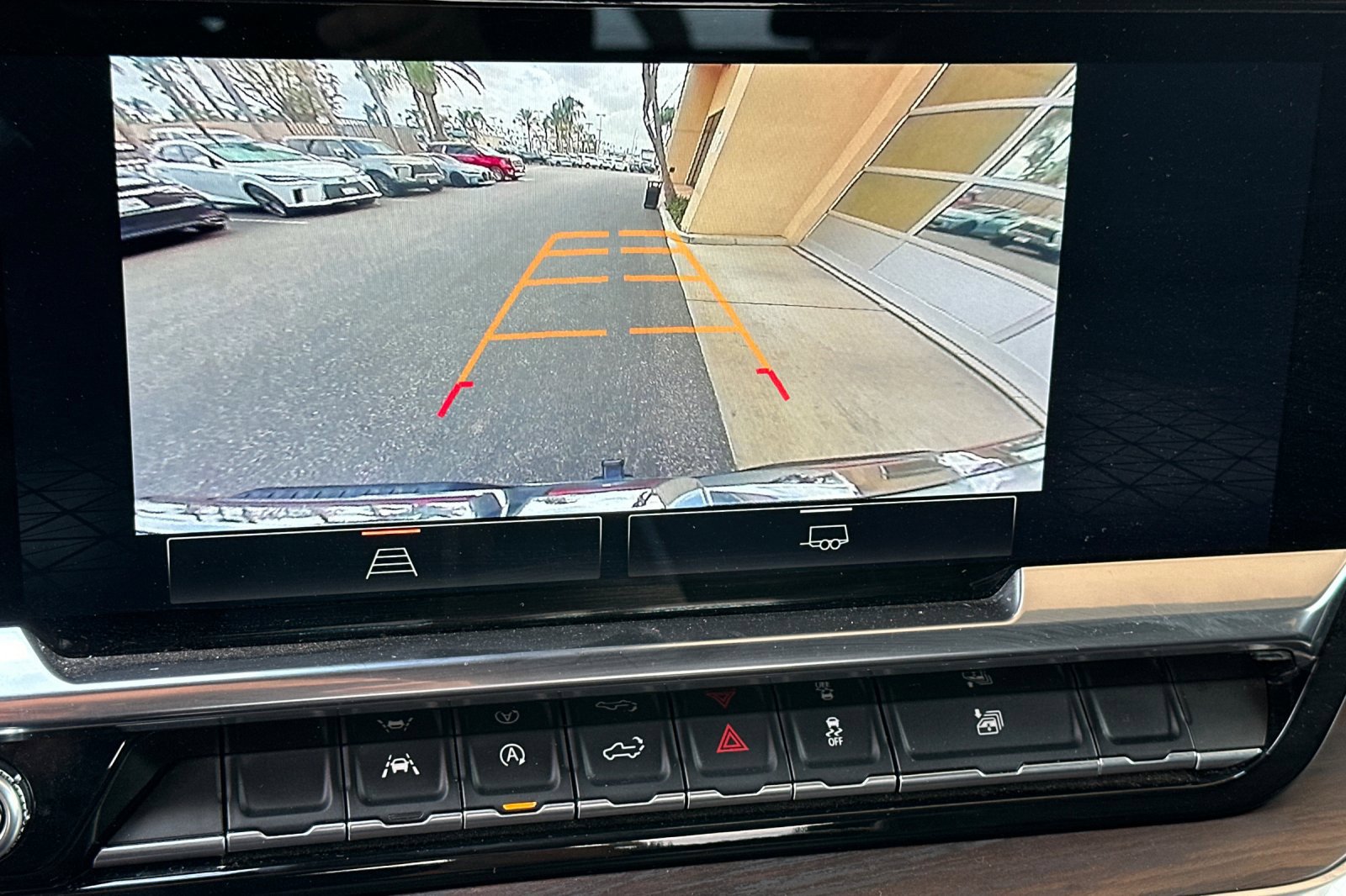 Certified 2025 GMC Sierra 1500 SLT RWD image 19