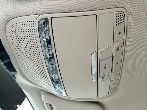 Used 2022 Mercedes-Benz GLC 300 image 27