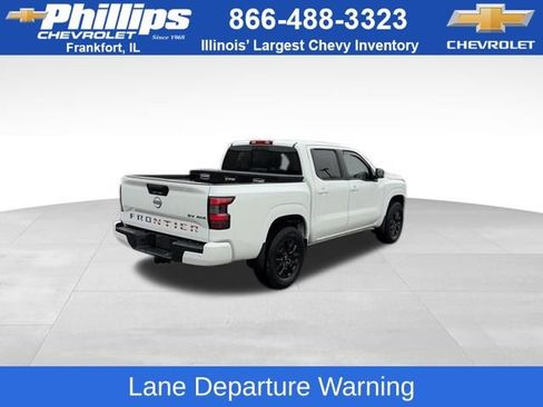 Used 2024 Nissan Frontier SV w/ SV Convenience Package image 11