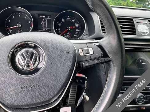 Used 2017 Volkswagen Passat 1.8T R-Line FWD image 15