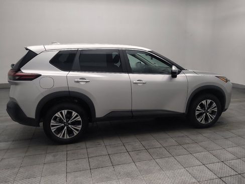 Used 2022 Nissan Rogue SV FWD image 10
