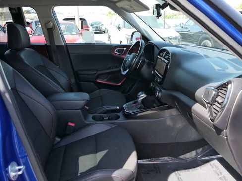 Used 2020 Kia Soul GT-Line Turbo FWD image 29