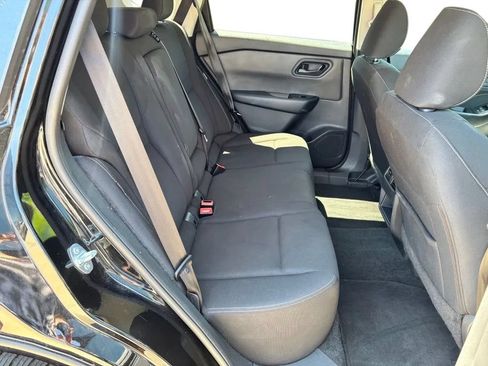 Used 2024 Nissan Rogue S FWD image 25