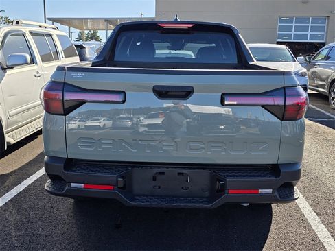 Used 2025 Hyundai Santa Cruz SEL image 4