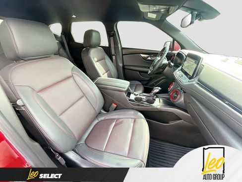 Used 2024 Chevrolet Blazer RS FWD image 31