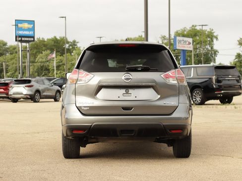 Used 2016 Nissan Rogue SV AWD/4WD image 6