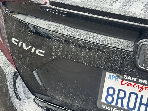 Used 2019 Honda Civic EX image 6