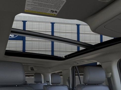 New 2026 Ford Expedition Active image 22