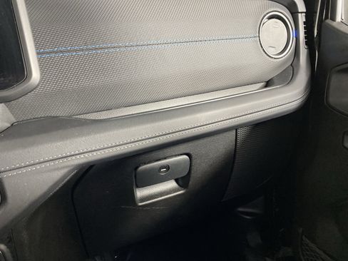 Used 2025 Jeep Wrangler Unlimited Rubicon 4xe AWD/4WD image 35