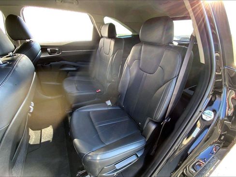 Used 2024 Kia Sorento EX AWD/4WD image 21