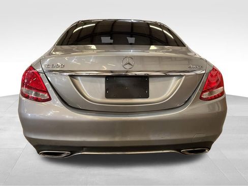 Used 2015 Mercedes-Benz C 300 4MATIC Sedan image 4