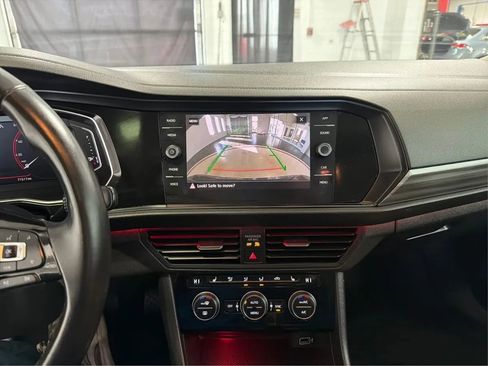 Used 2019 Volkswagen Jetta SEL image 27