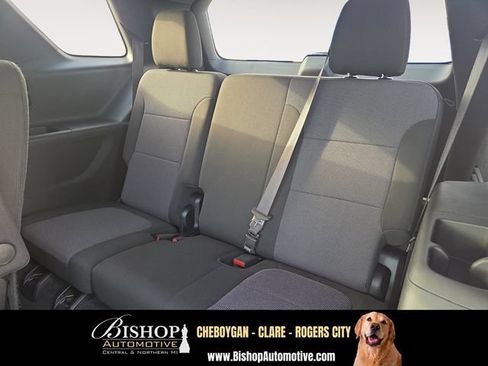 Used 2023 Chevrolet Traverse LT w/ LPO, Floor Liner Package AWD/4WD image 20