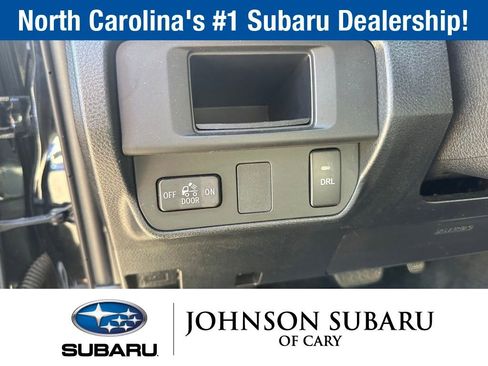 Used 2017 Toyota Tacoma SR5 image 16