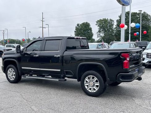 Used 2024 Chevrolet Silverado 2500 High Country AWD/4WD image 5