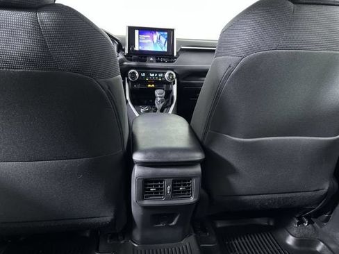 Used 2023 Toyota RAV4 LE AWD/4WD image 22