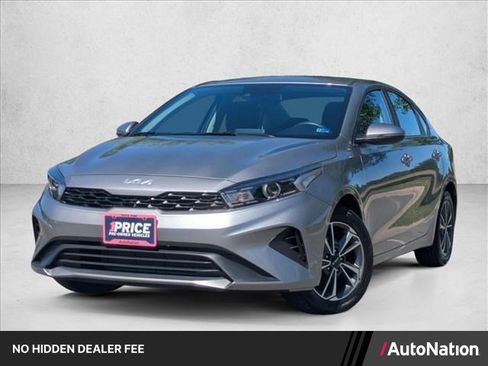 Used 2024 Kia Forte LXS w/ LXS Technology Package FWD image 1