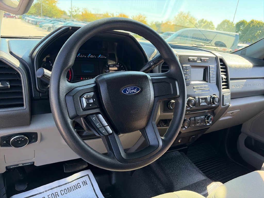 Used 2017 Ford F250 XL w/ Power Equipment Group AWD/4WD image 19