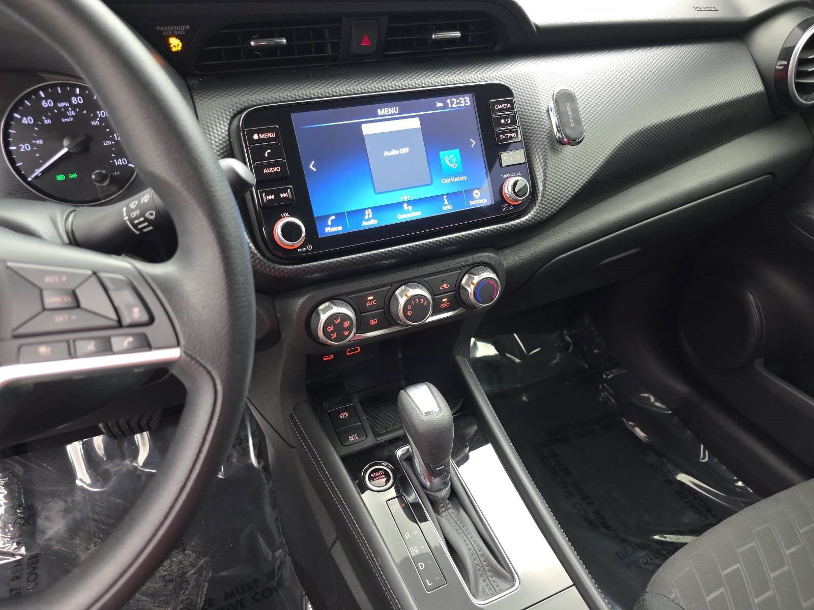 Used 2024 Nissan Kicks SV FWD image 17