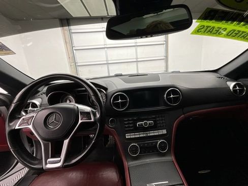 Used 2013 Mercedes-Benz SL 550 image 4