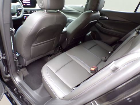 Used 2025 Buick Encore GX Sport Touring w/ Comfort Package FWD image 12