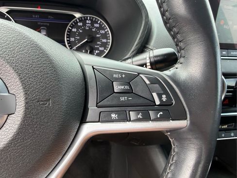 Used 2021 Nissan Sentra SV FWD image 27