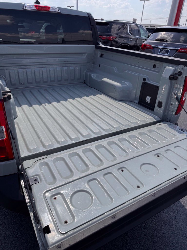 Used 2024 Ford Maverick XL FWD image 9