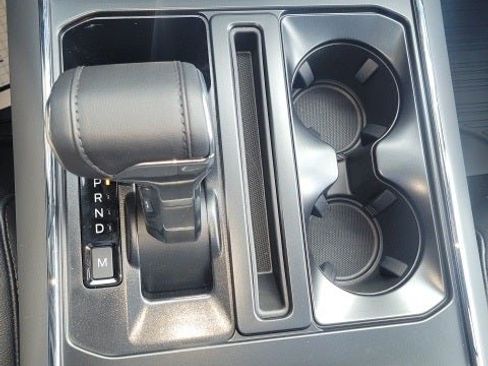 New 2025 Ford F150 Lariat w/ Equipment Group 501A Mid image 19