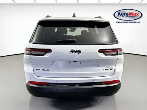 Used 2022 Jeep Grand Cherokee L Limited w/ Black Appearance Package image 8
