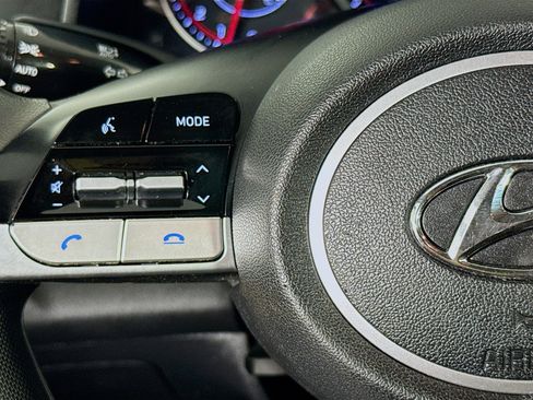 Used 2021 Hyundai Elantra SEL FWD image 13