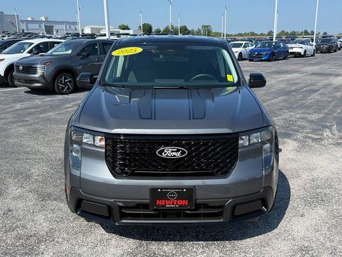 Used 2025 Ford Maverick XLT w/ Equipment Group 301A AWD/4WD image 41