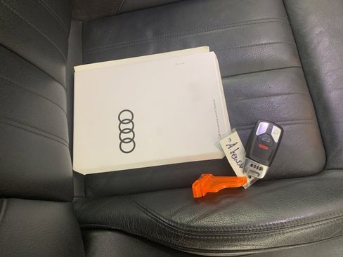 Used 2018 Audi Q5 Premium w/ Convenience Package image 45