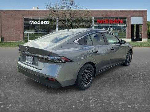 New 2026 Nissan Sentra SV image 4