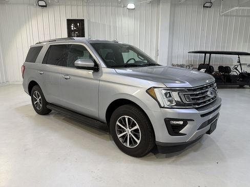 Used 2021 Ford Expedition XLT image 7