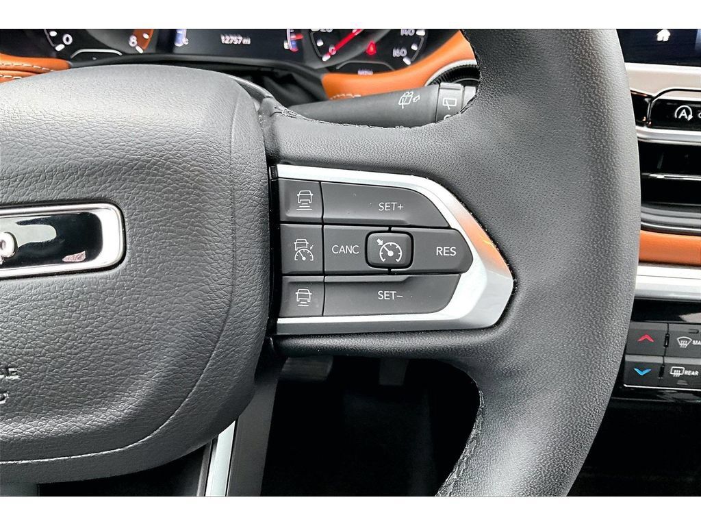 Used 2024 Jeep Compass Limited AWD/4WD image 28