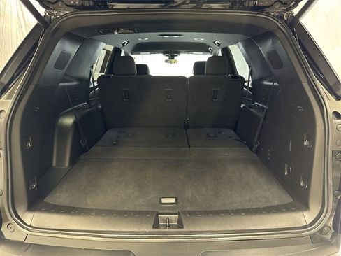 Used 2023 Chevrolet Traverse LT image 26